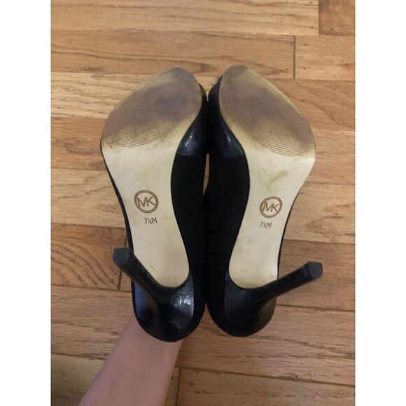 Michael Kors women's Black Peep Toe slip on high 4.5" Stilettos Heels Size 7.5M - Picture 6 of 8
